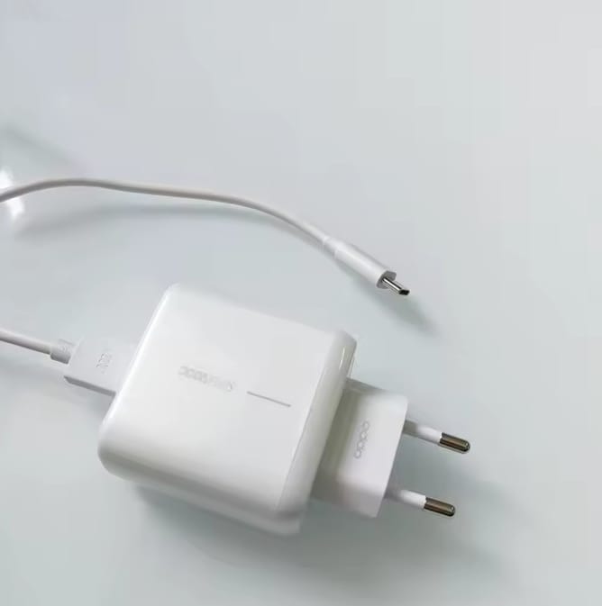 شاحن 65 وات سوبر فووك