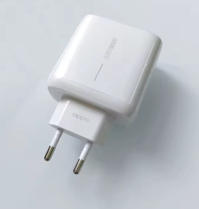 شاحن 65 وات سوبر فووك