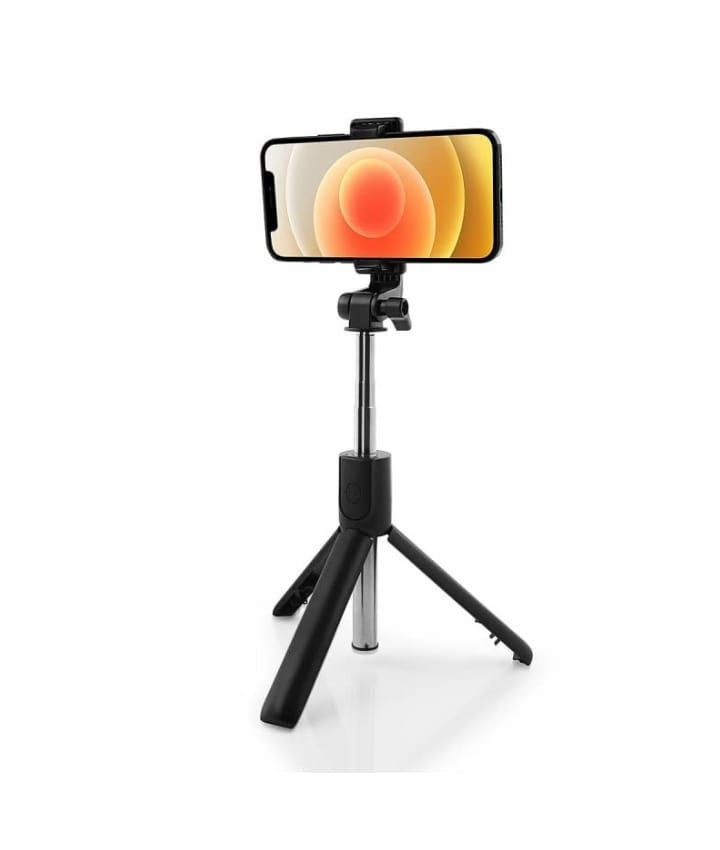 【حامل ثلاثي القوائم لعصا السيلفي 4 في 1】عصا سيلفي وحامل ثلاثي القوائم هيكل متكامل، وهو سهل الحمل والتشغيل. عصا سيلفي ثلاثية القوائم مع جهاز تحكم لاسلكي قابل للفصل، مما يجعل من السهل التقاط الصور الذاتية أو الصور الجماعية أو تسجيل